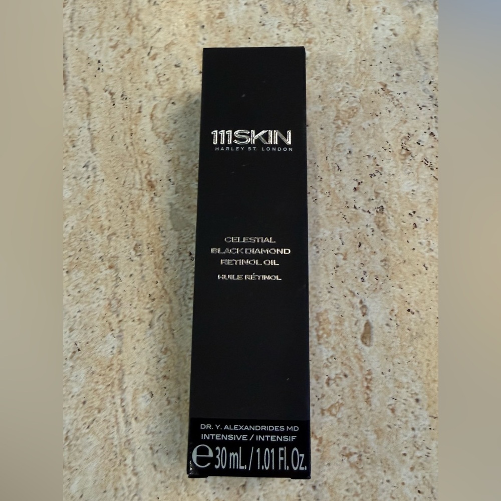111SKIN Celestial Black Diamond Retinol Oil - Black